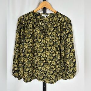 Elizabeth and James Green Floral Blouse Top Women's Size Medium